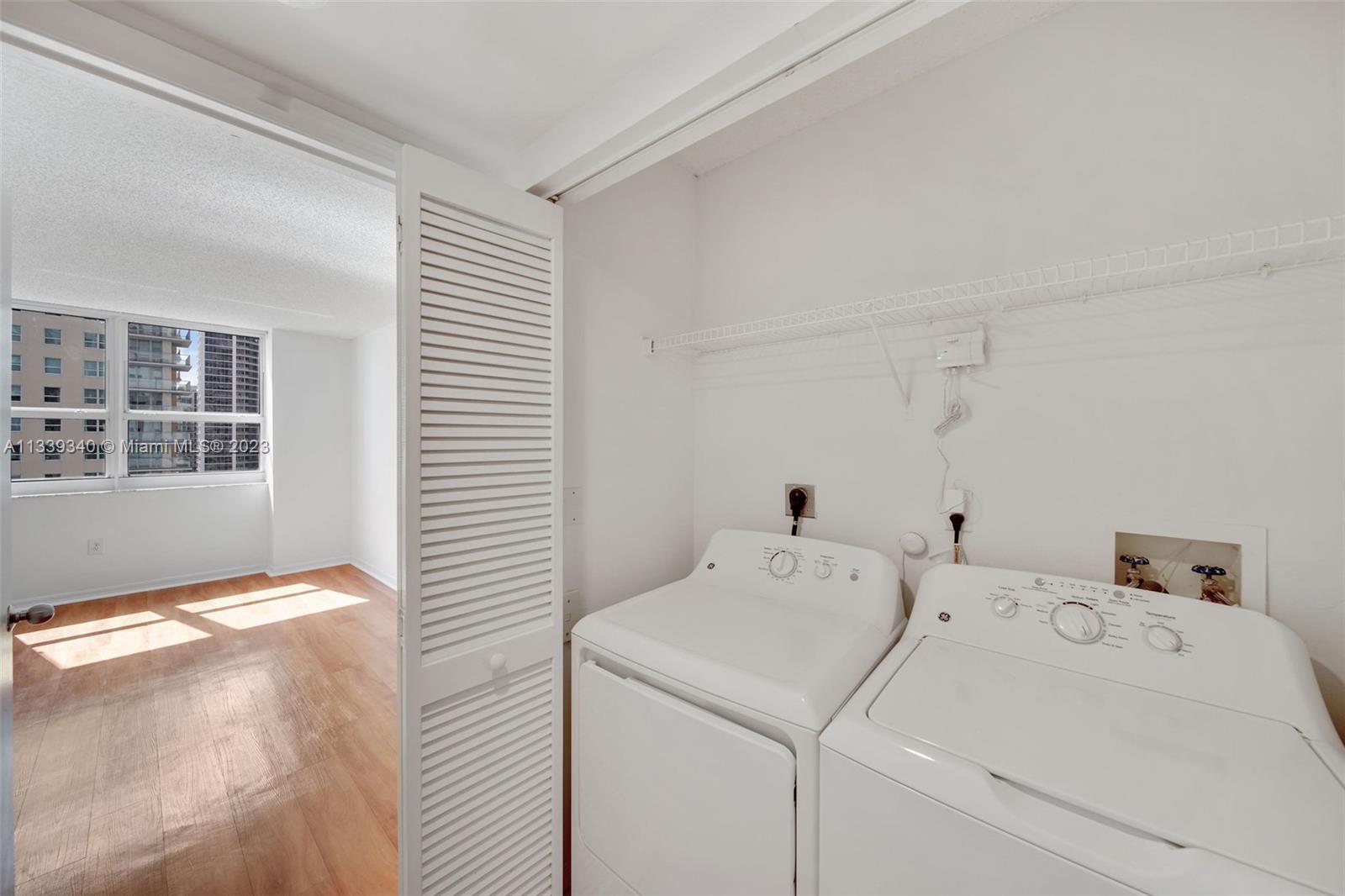 Yacht Club Brickell - Residential Lease