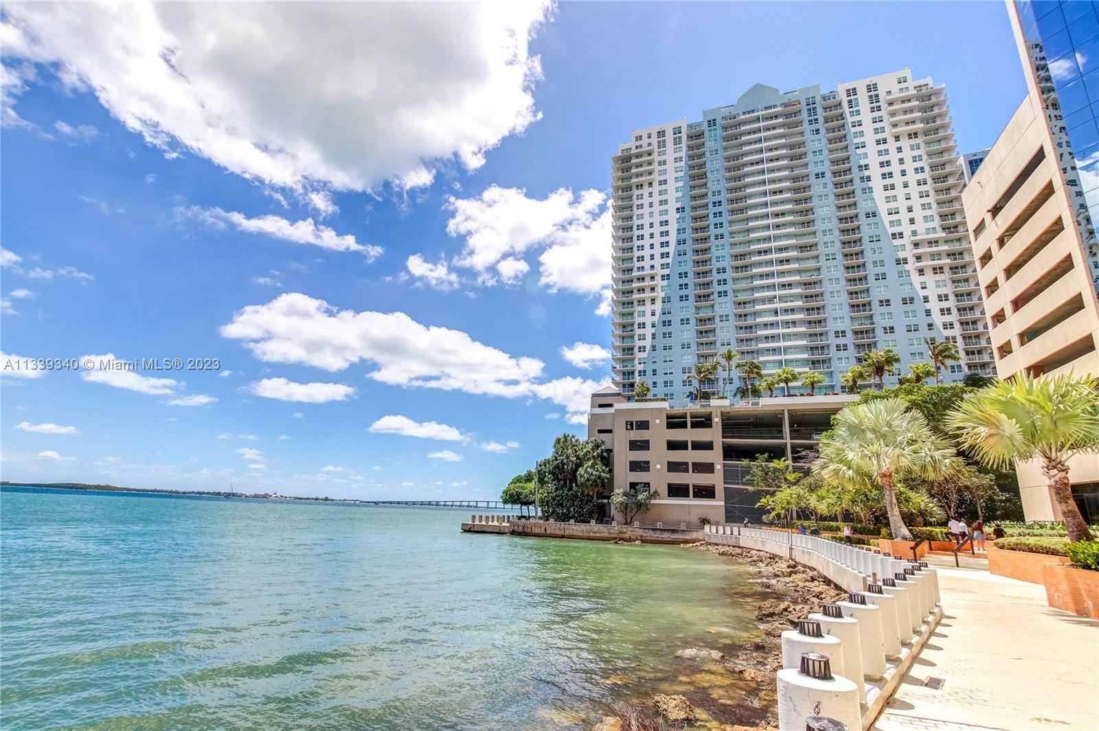 Yacht Club Brickell - Residential Lease