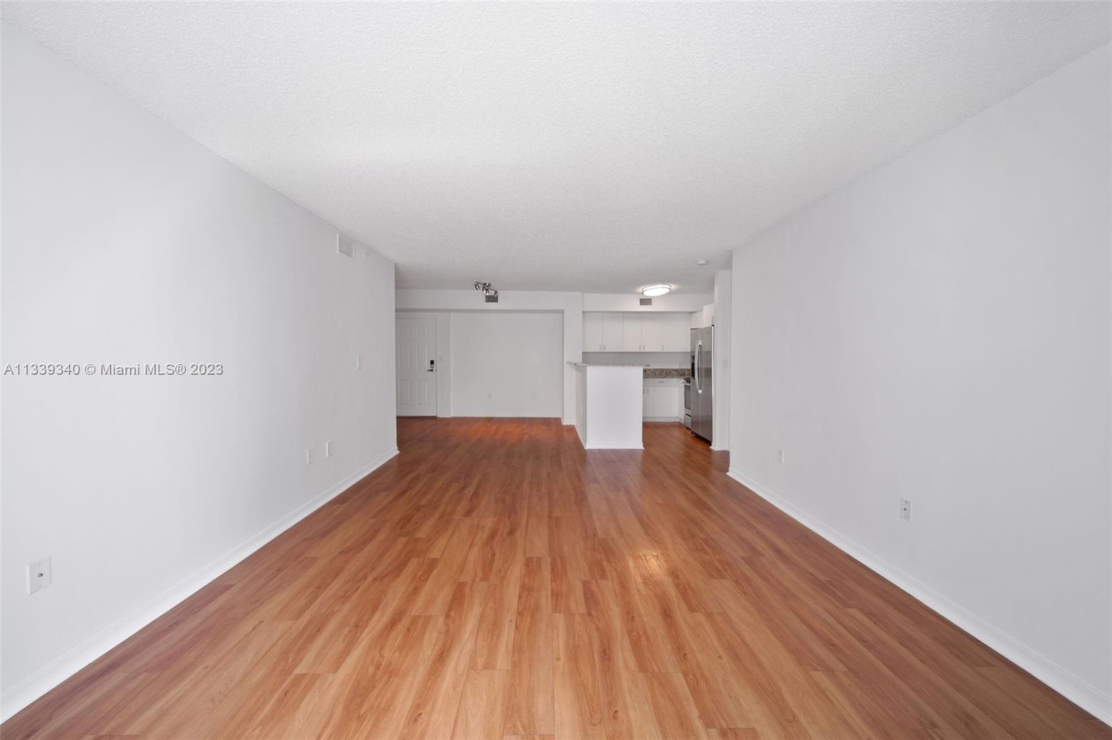 Yacht Club Brickell - Residential Lease