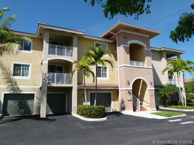 Amazing unit with garage at Emerald Dunes, located on lush tropical grounds and world class golf course, clubhouse and secure entry. Featuring granite counter tops, stainless steel appliances and upgraded fixtures.