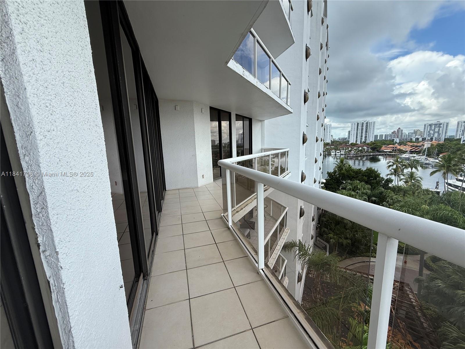 PORTSVIEW @ THE WATERWAYS - Residential