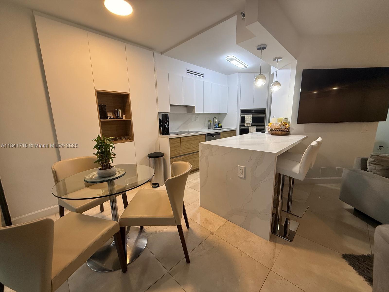 PORTSVIEW @ THE WATERWAYS - Residential