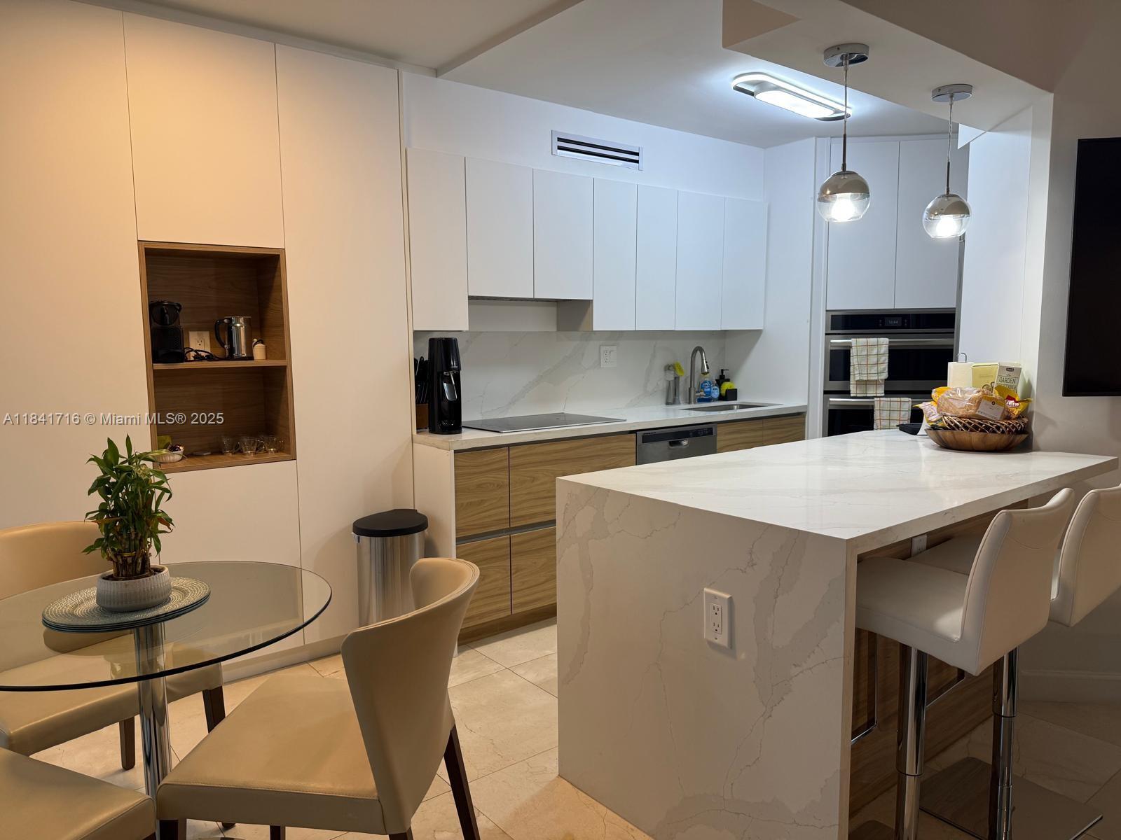 PORTSVIEW @ THE WATERWAYS - Residential