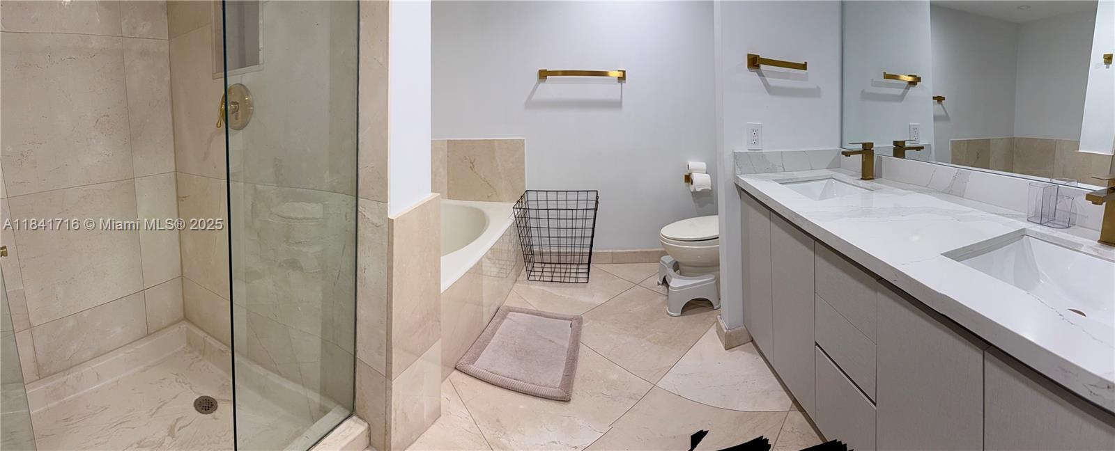 PORTSVIEW @ THE WATERWAYS - Residential