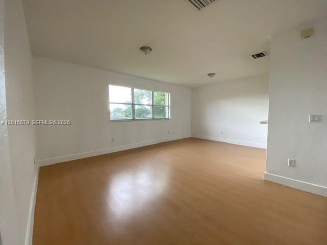 VILLAS AT CARMEL CONDO NO - Residential Lease