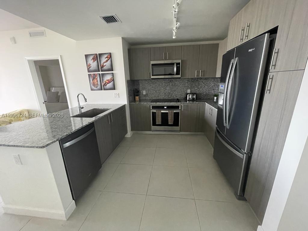 5350 PARK CONDO - Residential