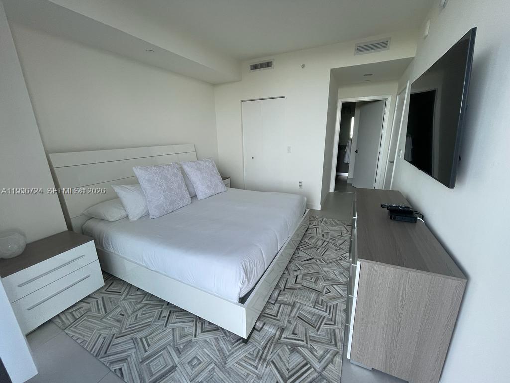 5350 PARK CONDO - Residential