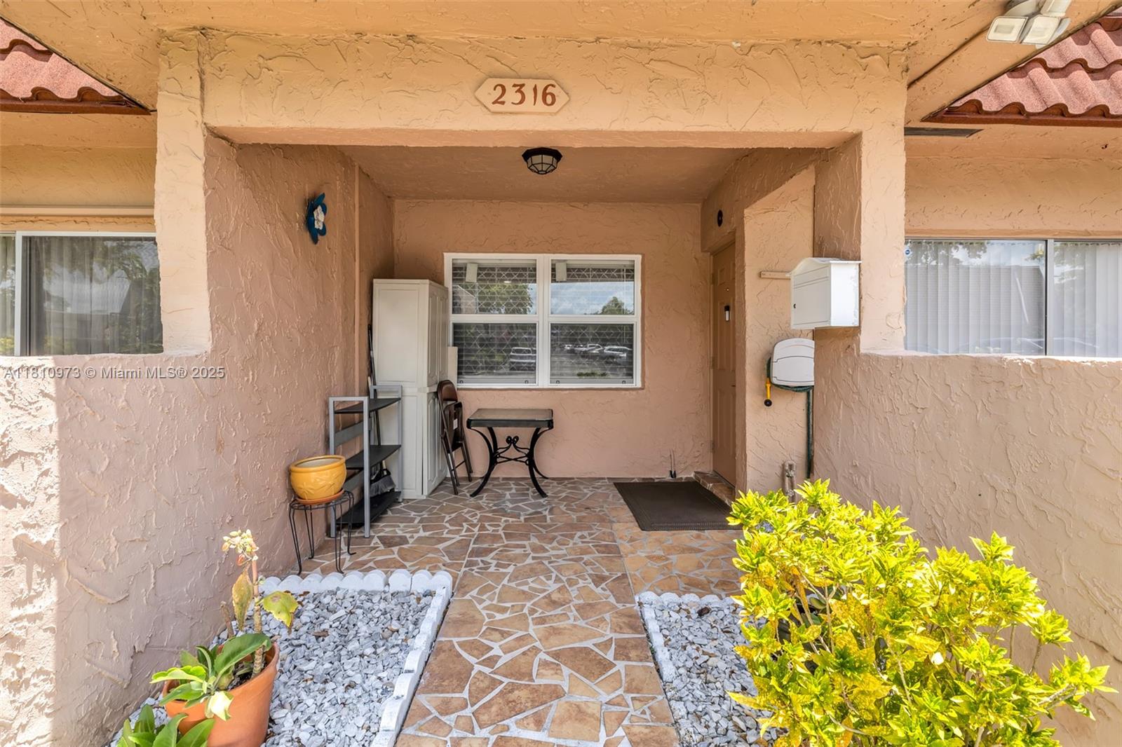 OAKBROOK IX CONDO - Residential