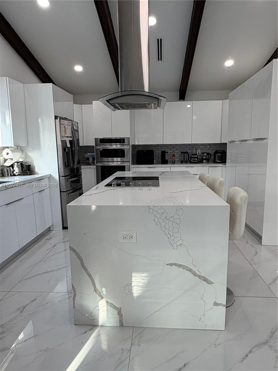 LIVE OAKS - Residential