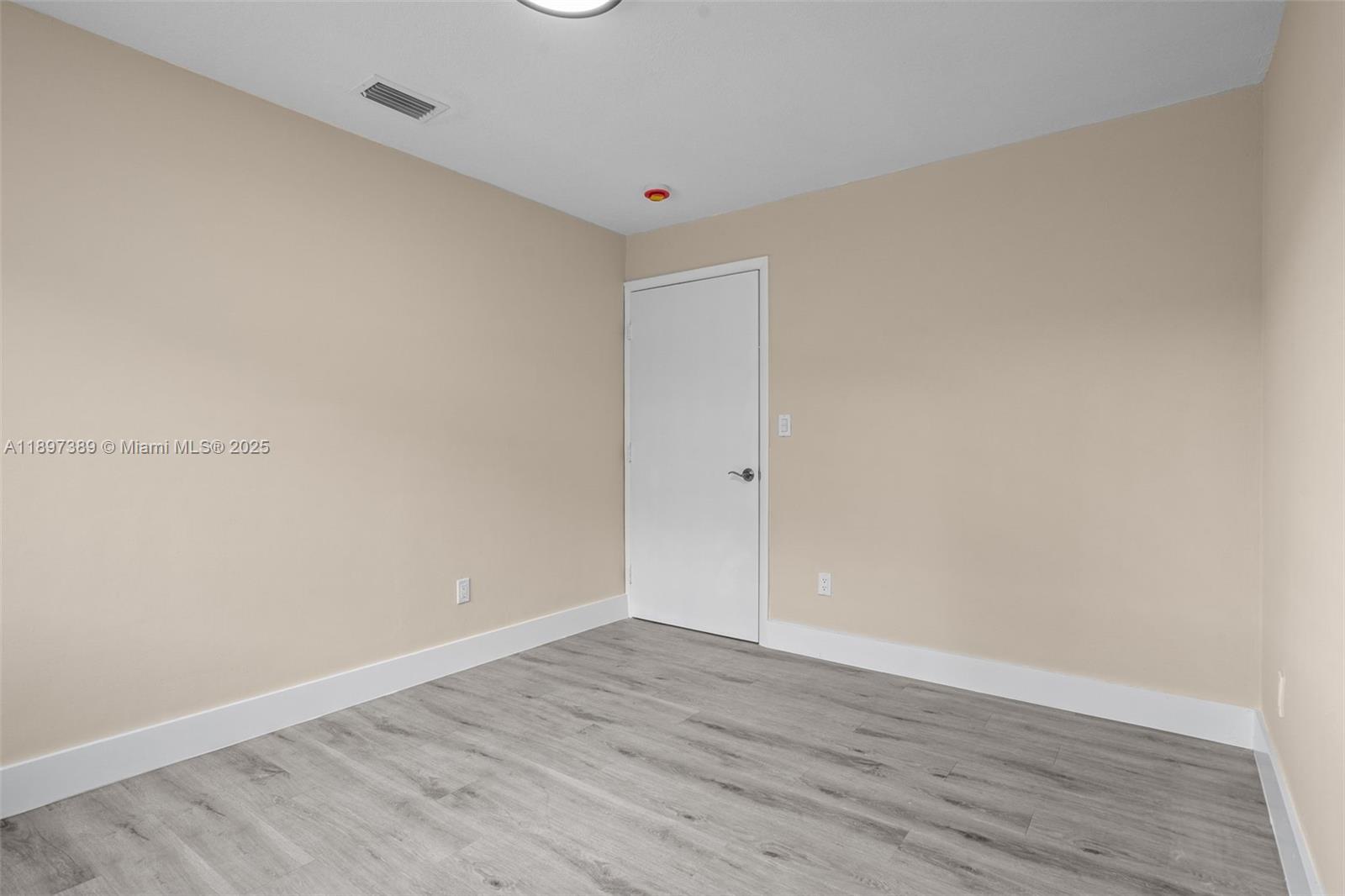 BRICKELL HAMMOCK UN 1 - Residential