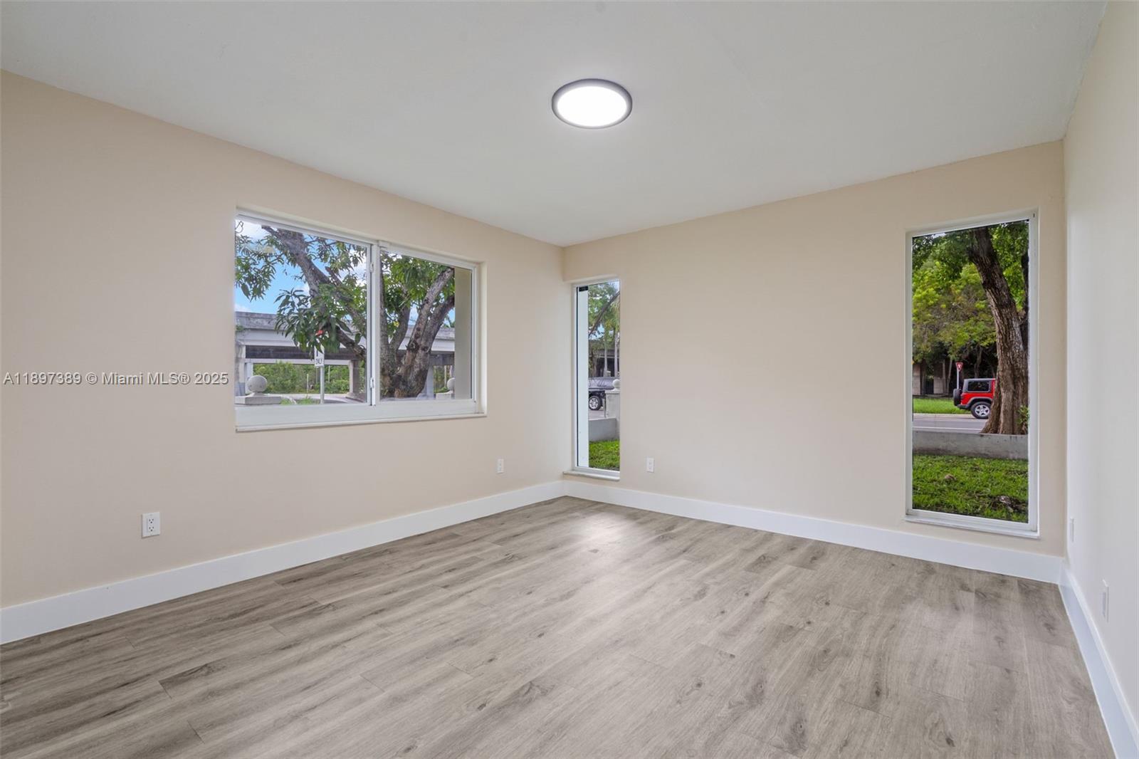 BRICKELL HAMMOCK UN 1 - Residential