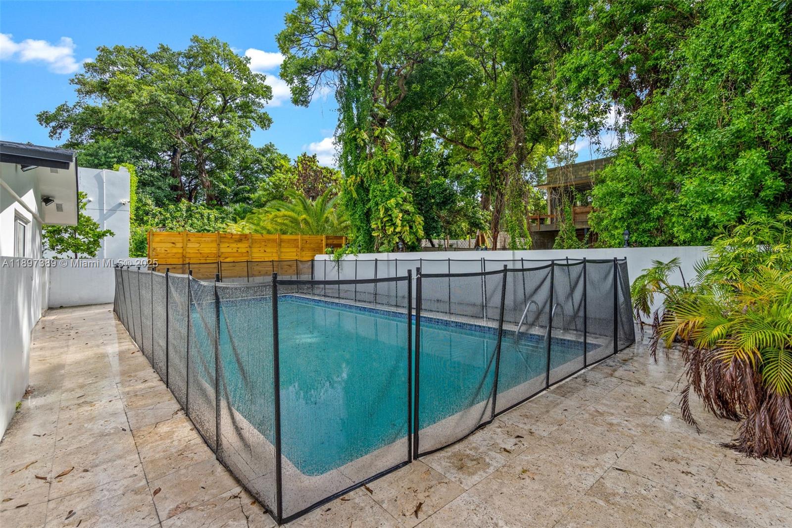 BRICKELL HAMMOCK UN 1 - Residential