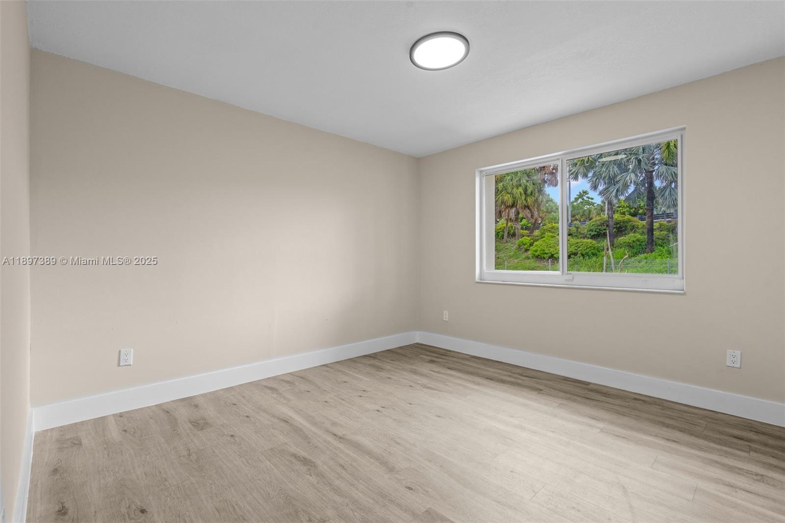 BRICKELL HAMMOCK UN 1 - Residential