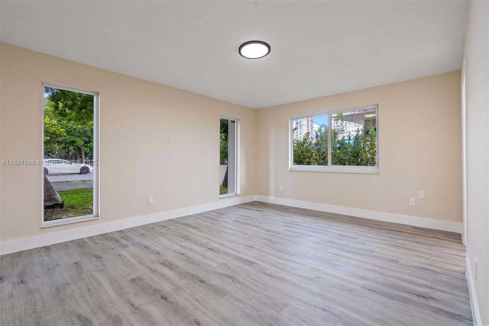 BRICKELL HAMMOCK UN 1 - Residential