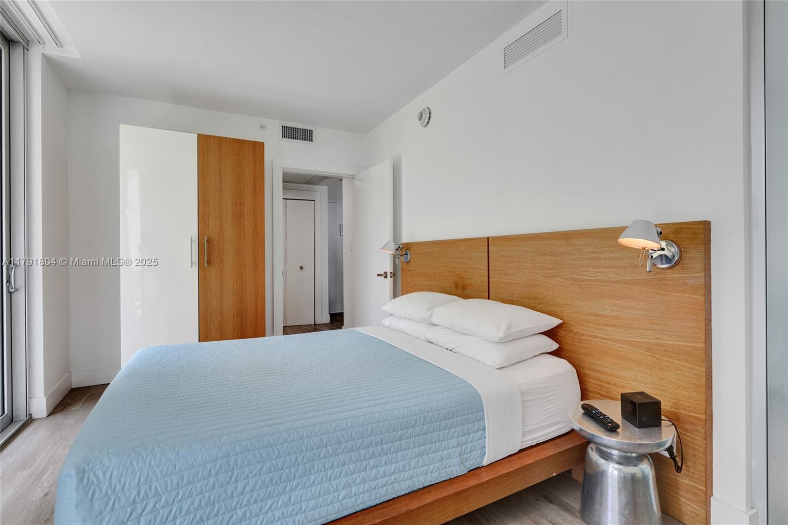 6080 COLLINS CONDO - Residential