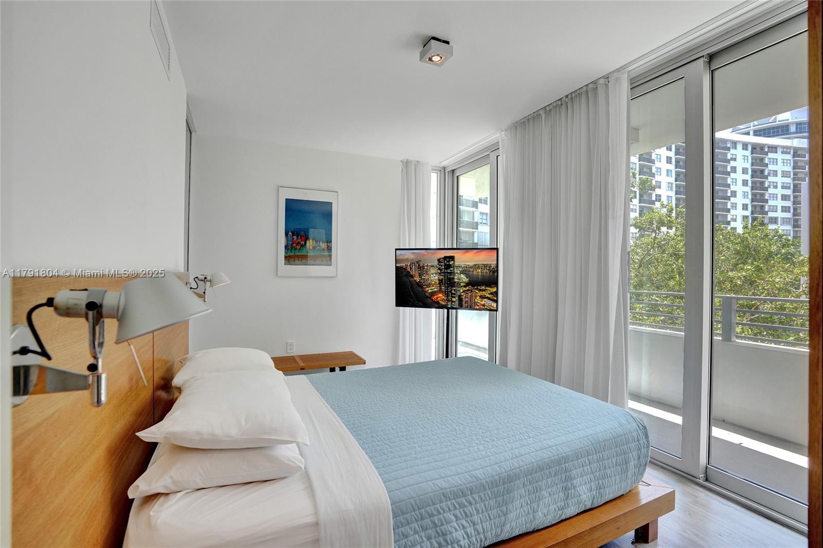 6080 COLLINS CONDO - Residential