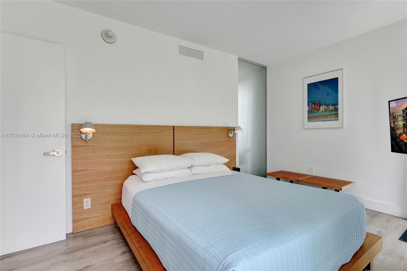 6080 COLLINS CONDO - Residential