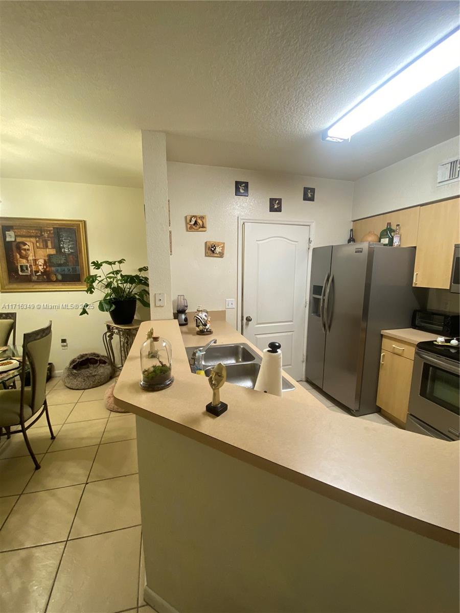 RESIDENCES OF BELMONT AT - Residential