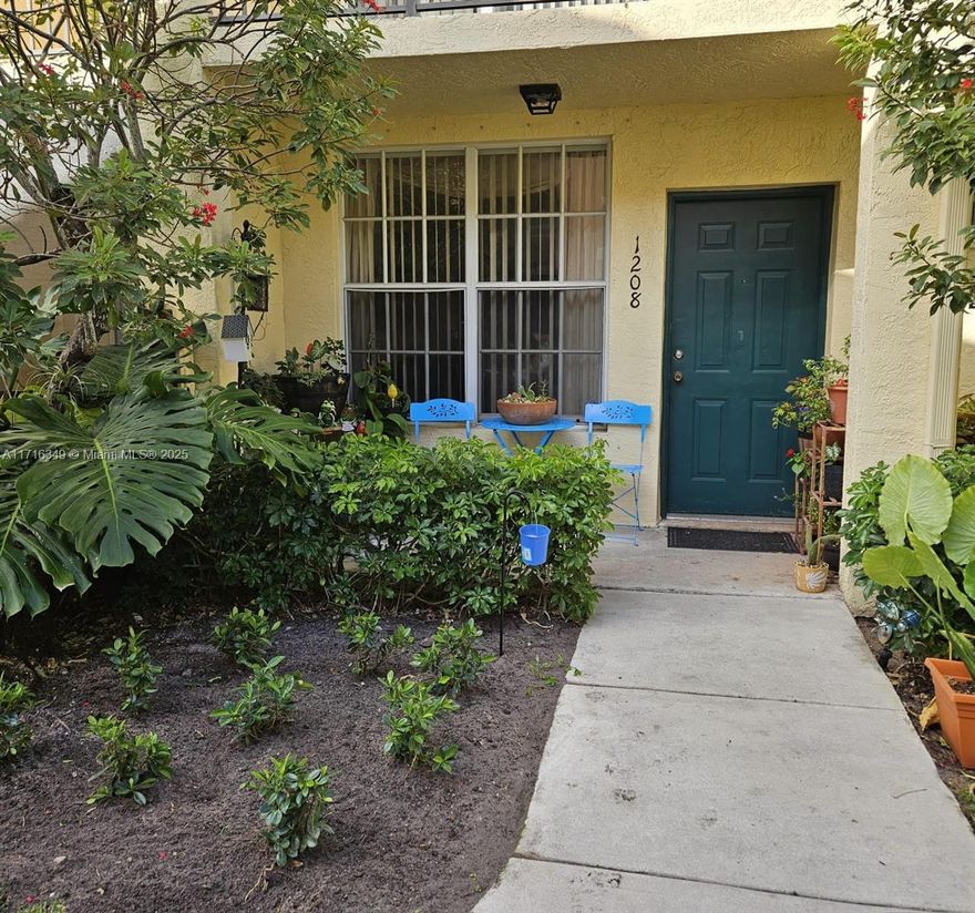 Beautiful 2 bedroom 2 bathroom 1 car grage first floor condo. Perfect cozy home with prime location, yet in a  quiet  private neighborhood. Excellent schools with Congress Middle School being rated A in academics. Recreational area includes volleyball, pool , jacuzzi and gym. Perfect starter home or a getaway Retire or Vacation home , only needing inside painting to your liking this home is impossible to pass. This incredible opportunity won't last! Call the Listing Agent!
