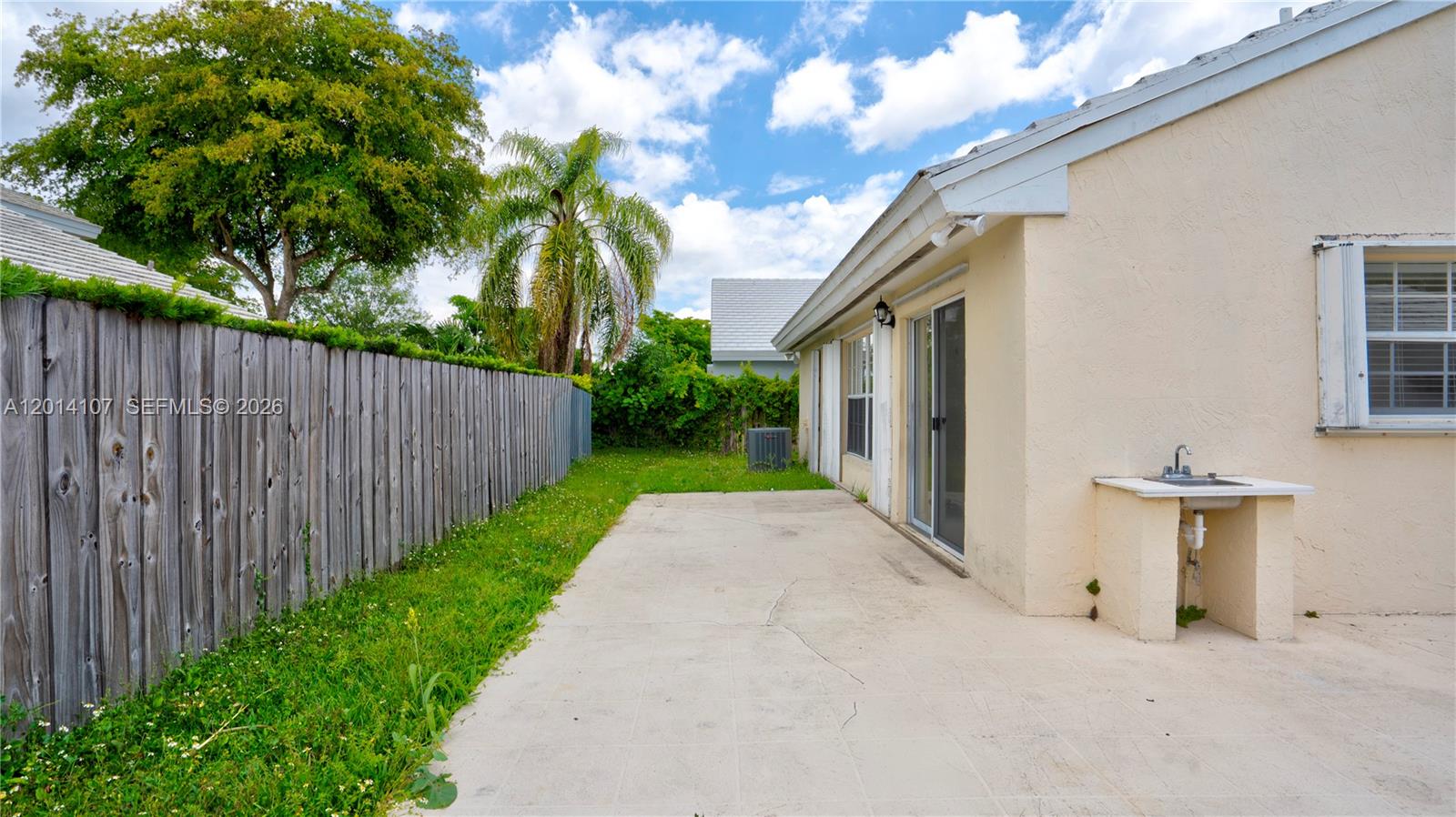 CORAL CREEK - Residential Lease
