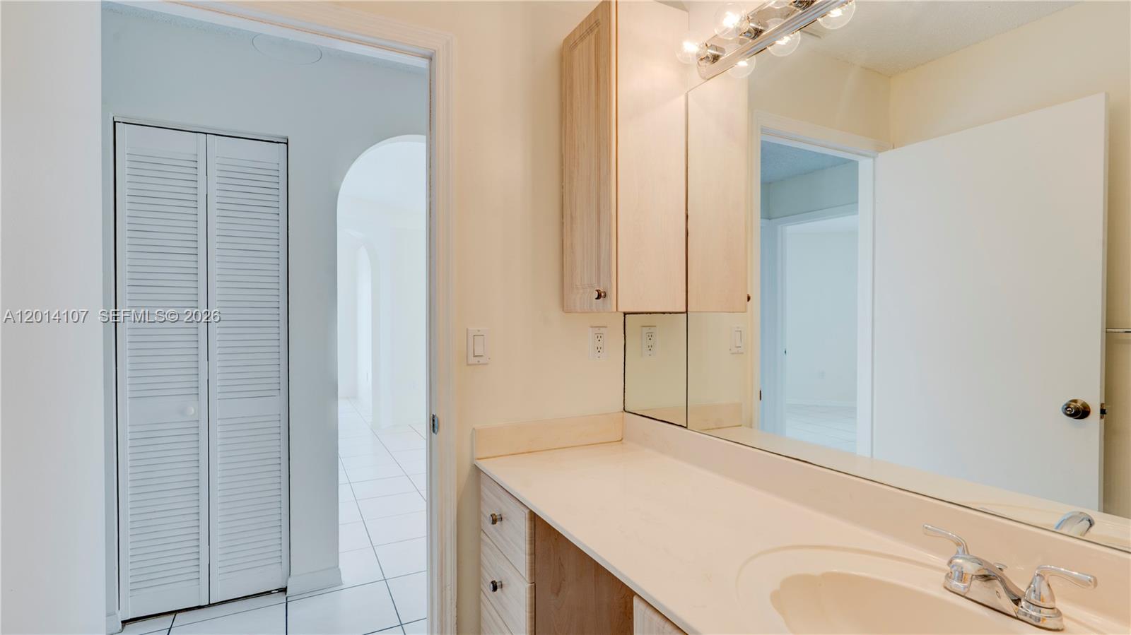CORAL CREEK - Residential Lease