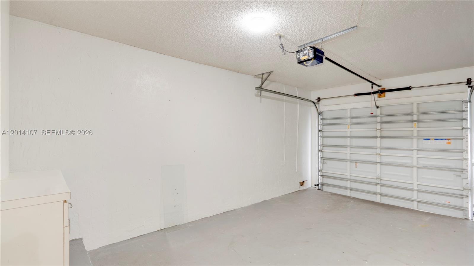 CORAL CREEK - Residential Lease