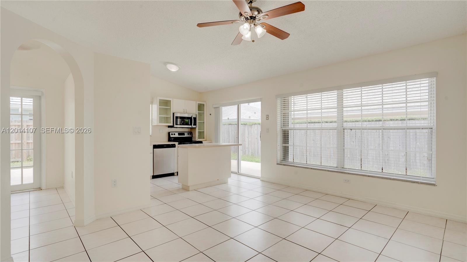 CORAL CREEK - Residential Lease
