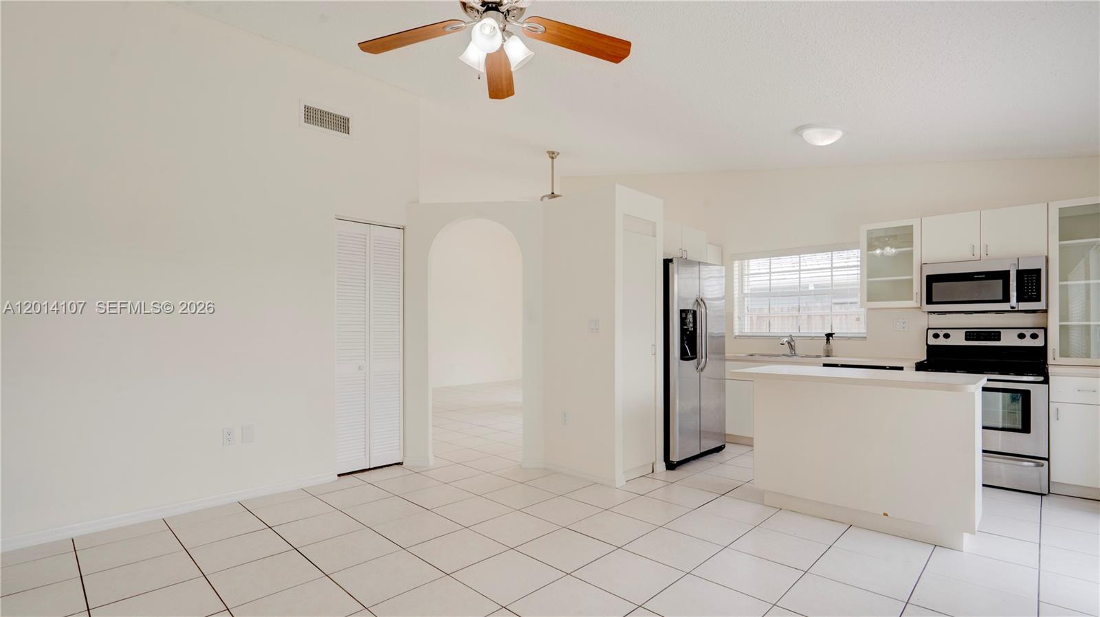 CORAL CREEK - Residential Lease