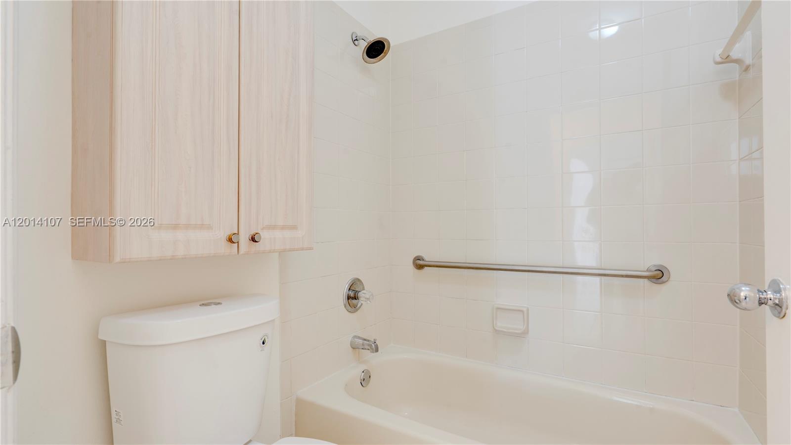 CORAL CREEK - Residential Lease