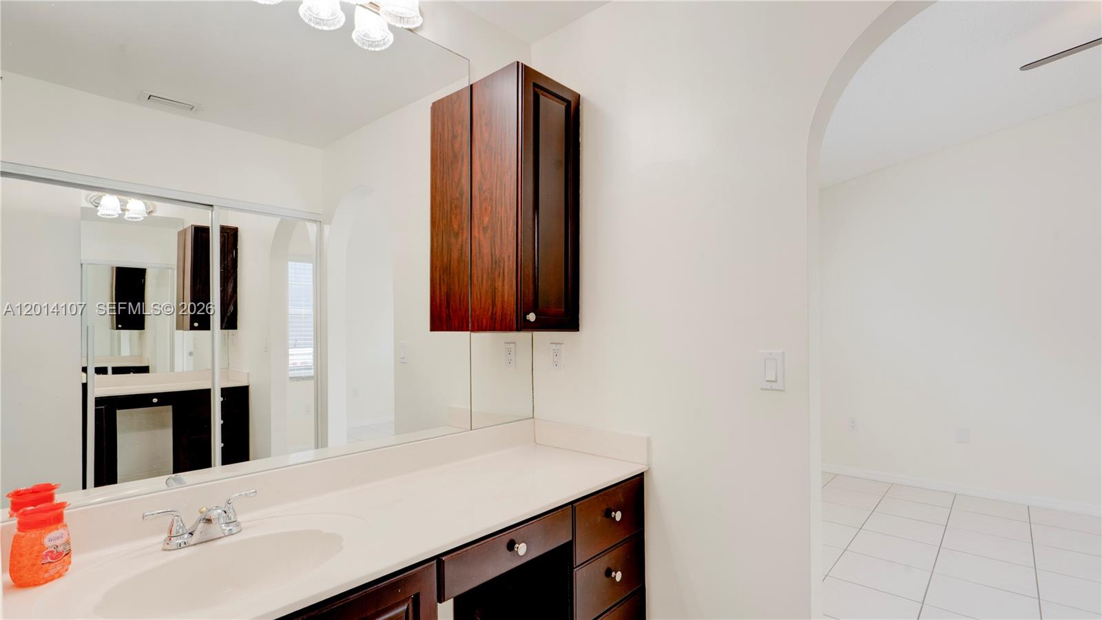 CORAL CREEK - Residential Lease