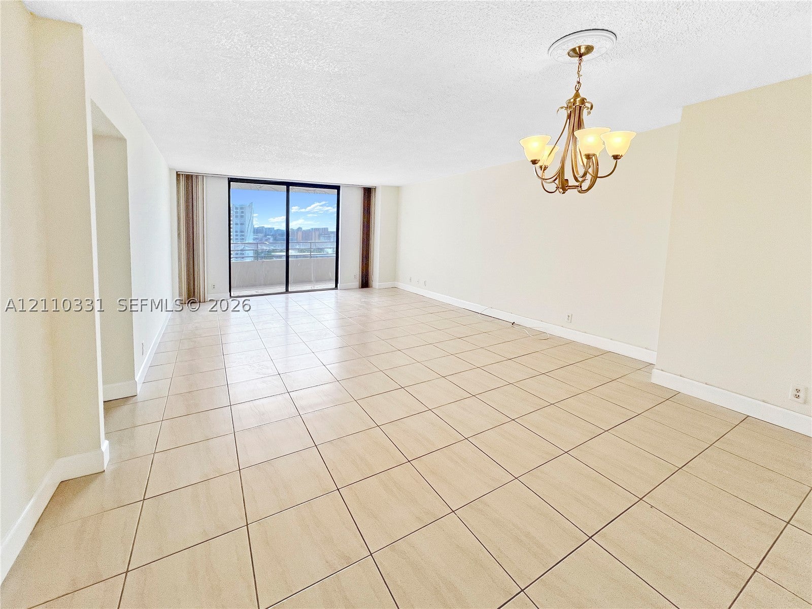 2500 Parkview Dr 1716