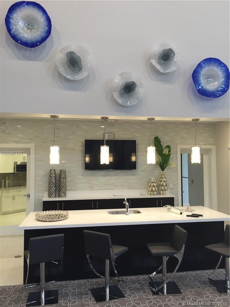 KENDALL SQUARE - Residential Lease