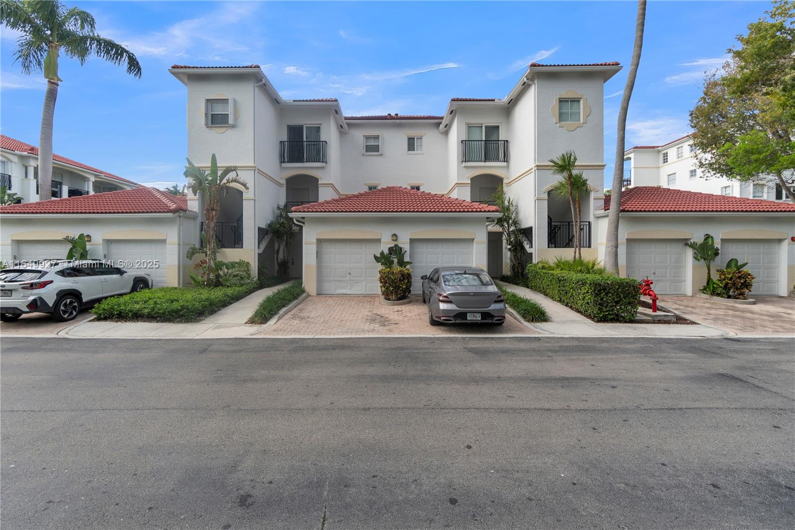 Rental Property at 3235 Ne 184th St 11103, Aventura, Miami-Dade County, Florida - Bedrooms: 2 
Bathrooms: 2  - $3,300 MO.
