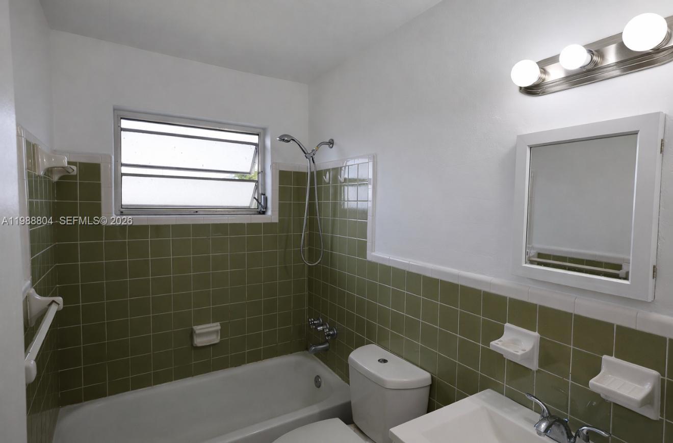 LAS BRISAS DEL CARIBE CON - Residential Lease