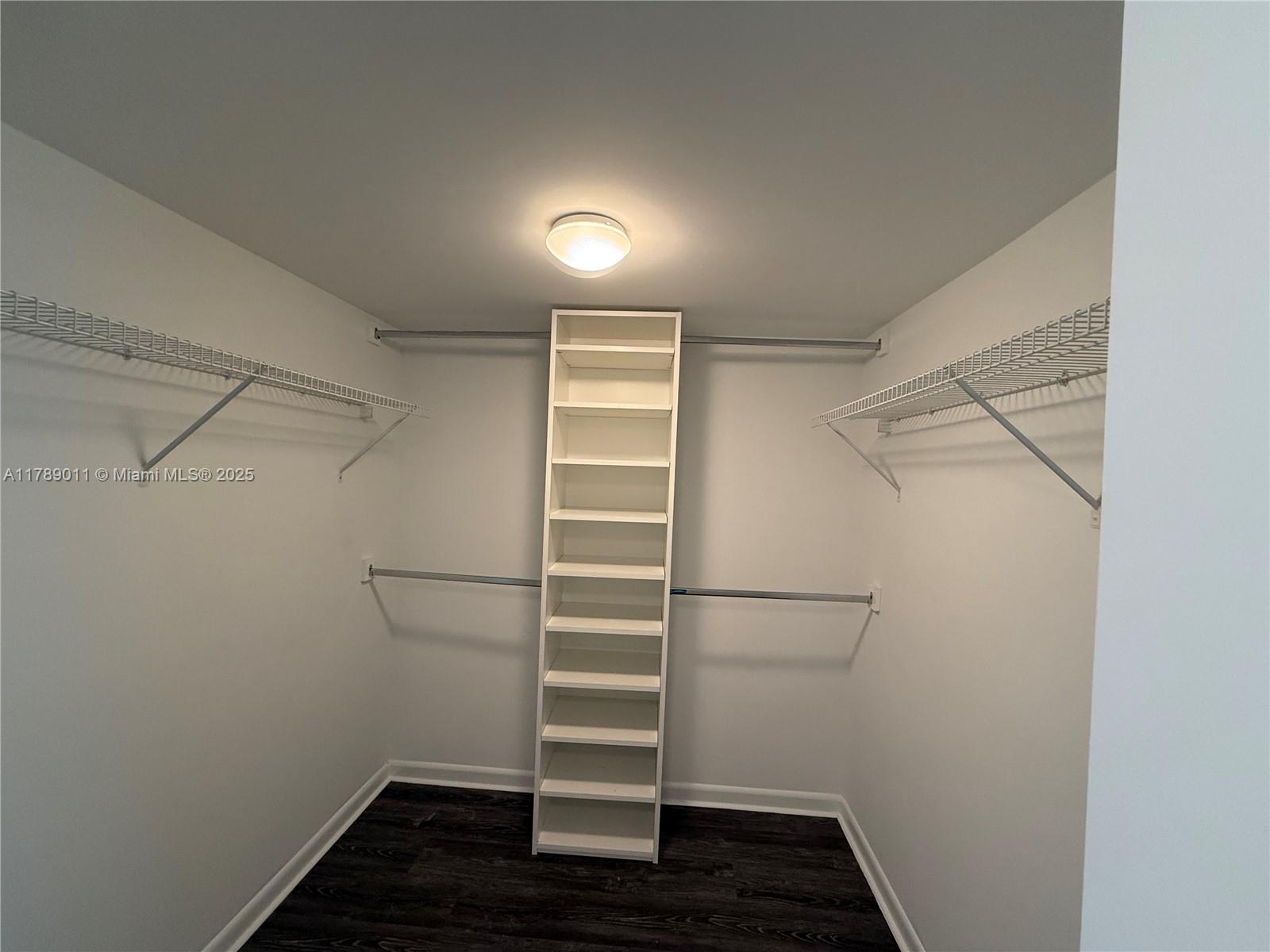 SKYLINE ON BRICKELL CONDO - Residential