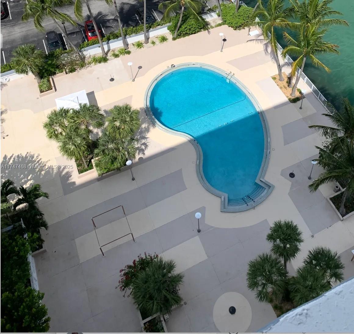 KENNEDY HOUSE CONDO - Residential