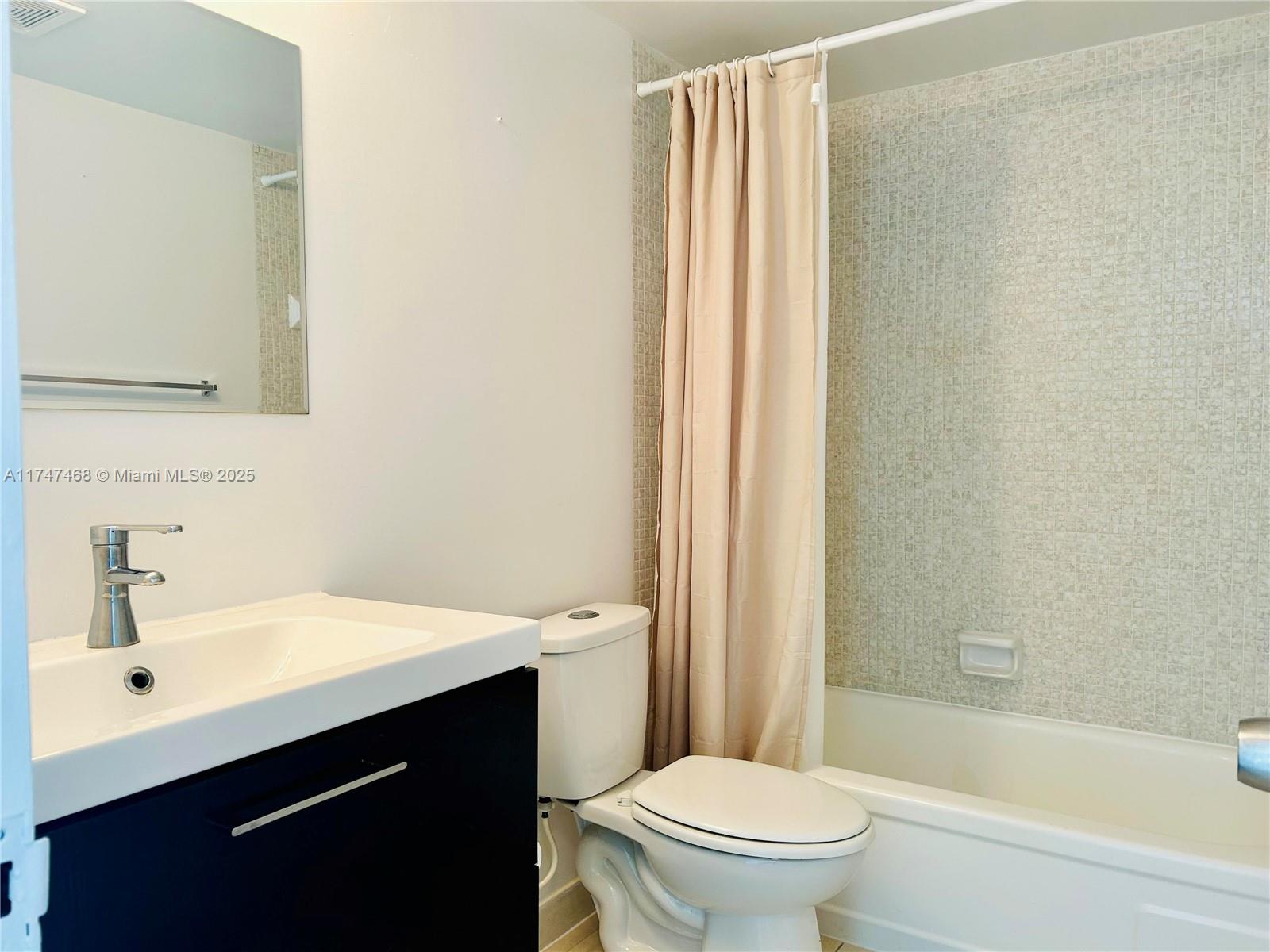 KENNEDY HOUSE CONDO - Residential