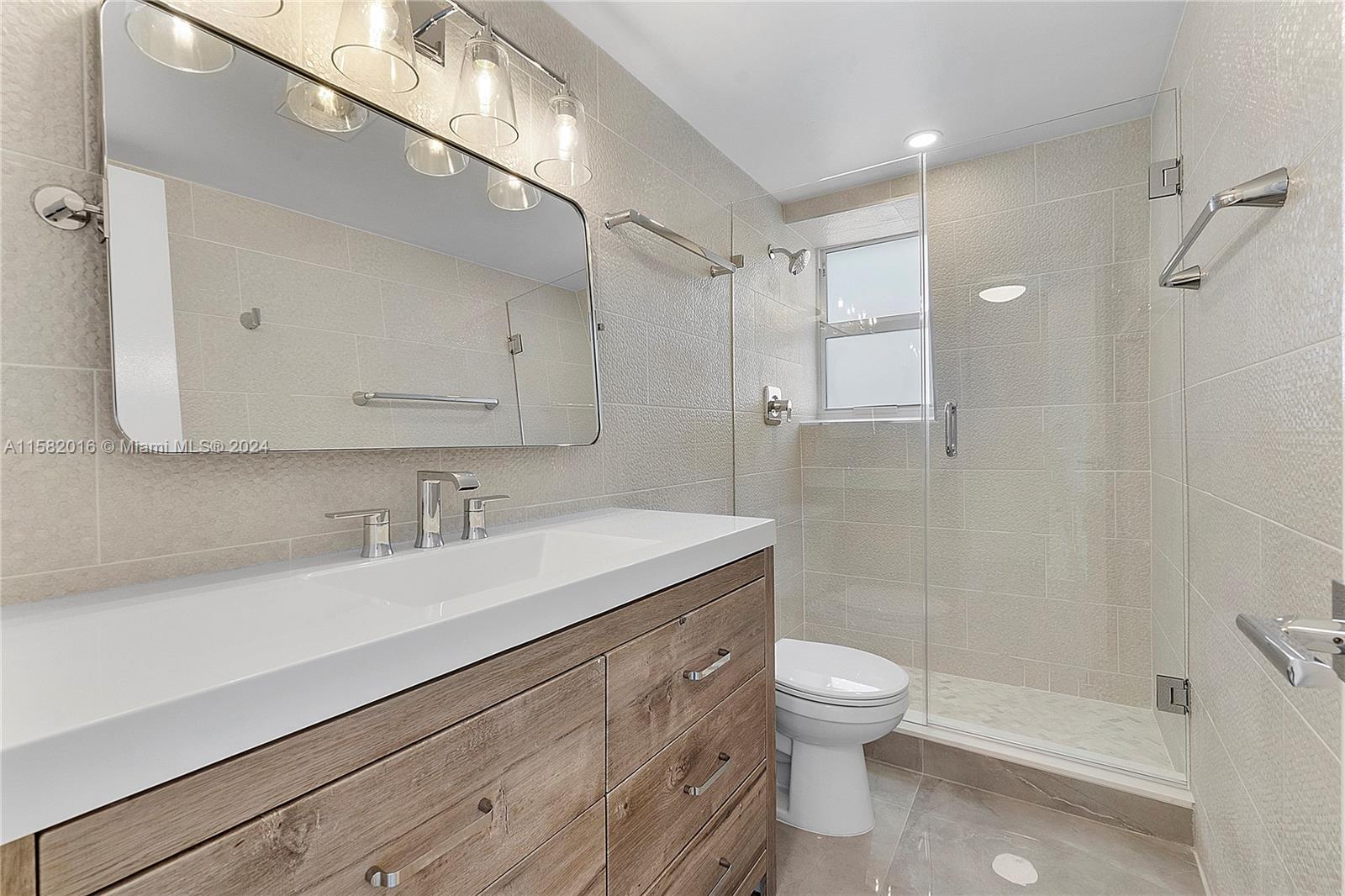 BRIARWOOD CLUB CONDO 2 - Residential