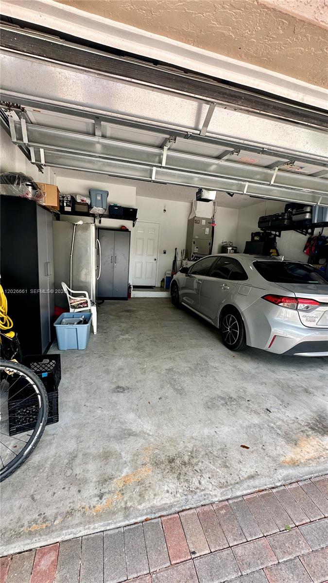 POD 12 AT MONARCH LAKES - Residential