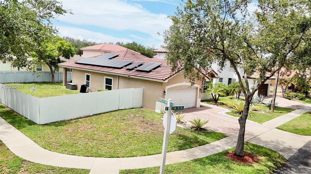 Photo of 13704 SW 31st St, Miramar, FL 33027 (MLS # A12026661)
