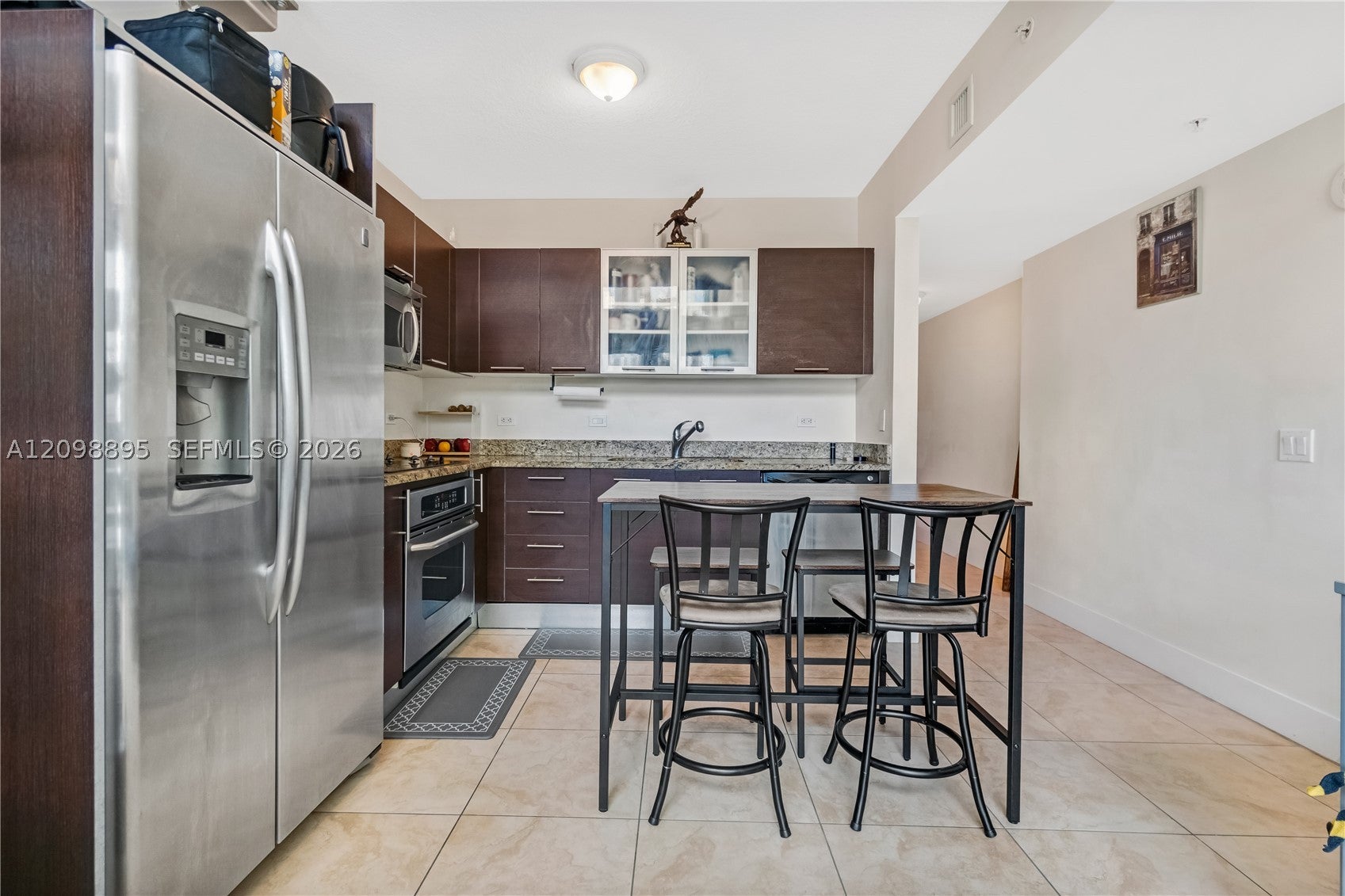 41 SE 5th St 811