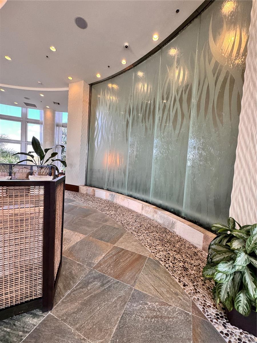 TAO SAWGRASS CONDOMINIUM - Residential