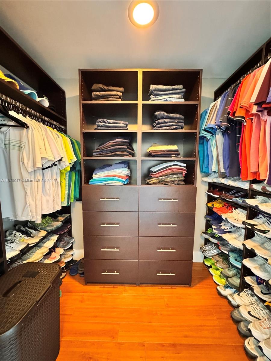 TAO SAWGRASS CONDOMINIUM - Residential