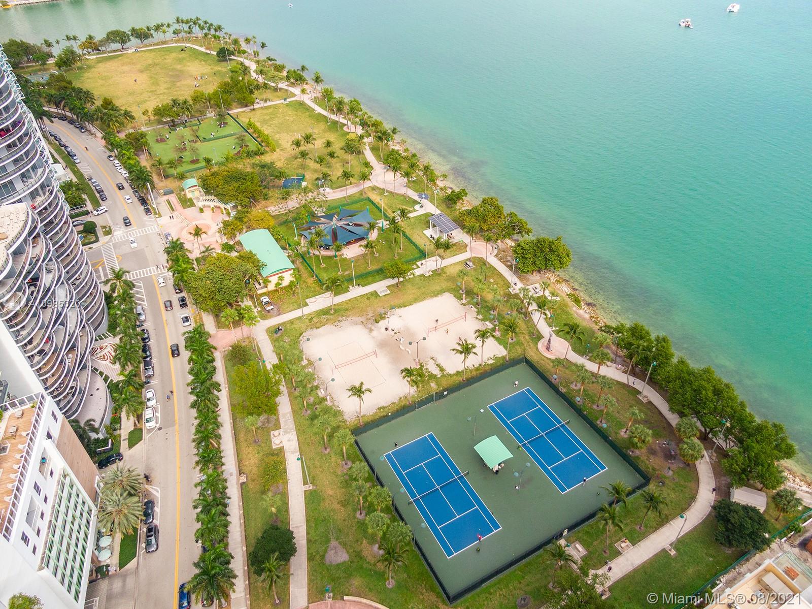 OPERA TOWER CONDO - Residential