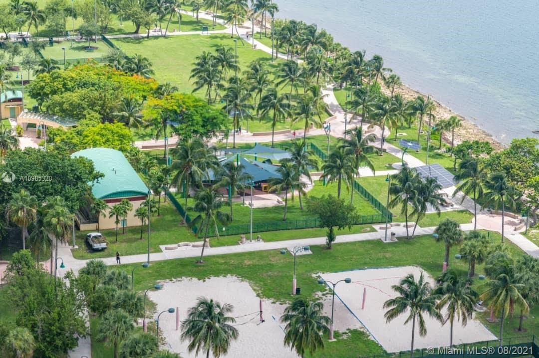 OPERA TOWER CONDO - Residential