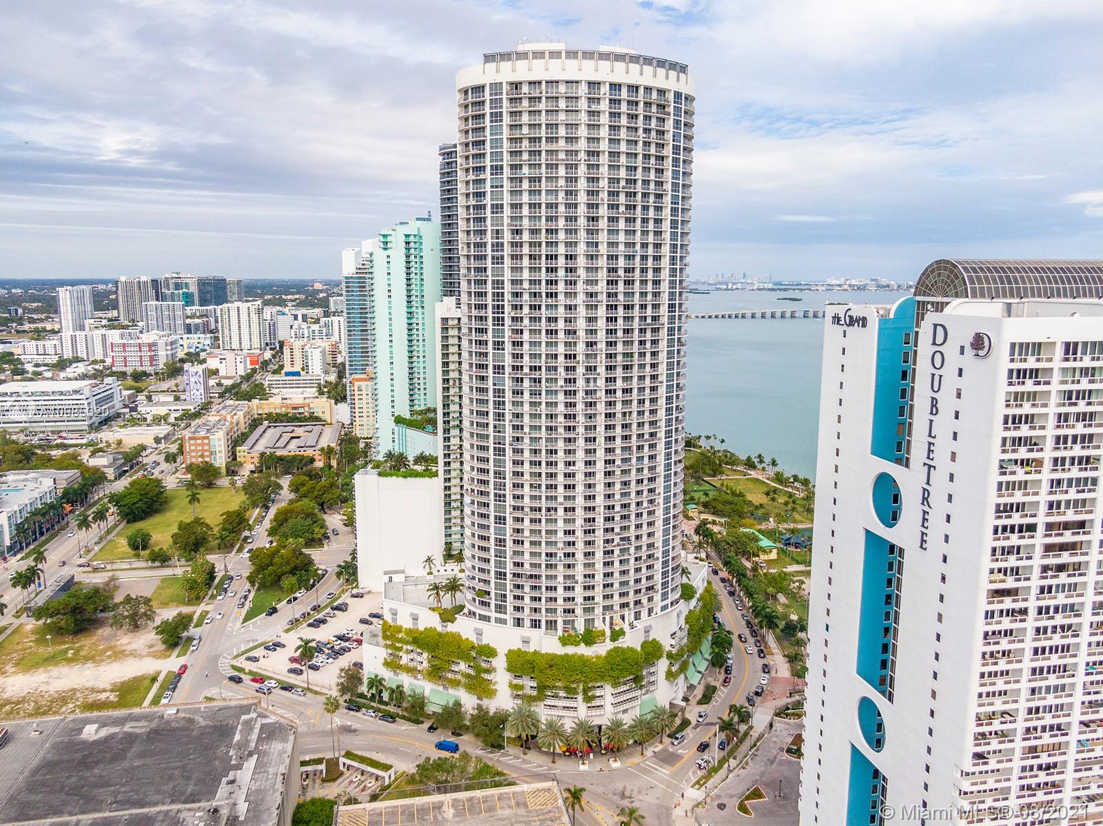 OPERA TOWER CONDO - Residential