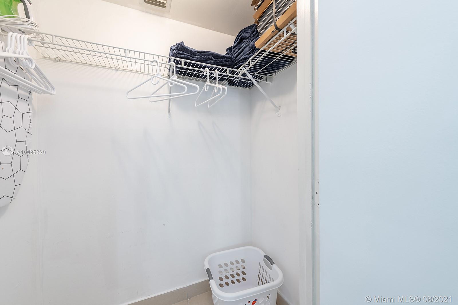 OPERA TOWER CONDO - Residential