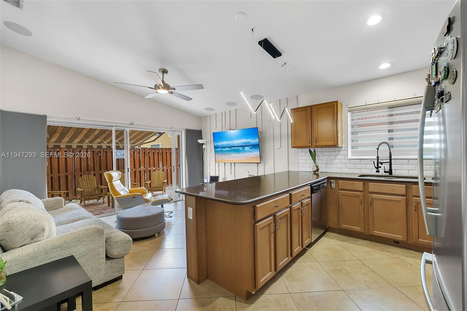 TURTLE RUN AT LAKES OF PA - Residential