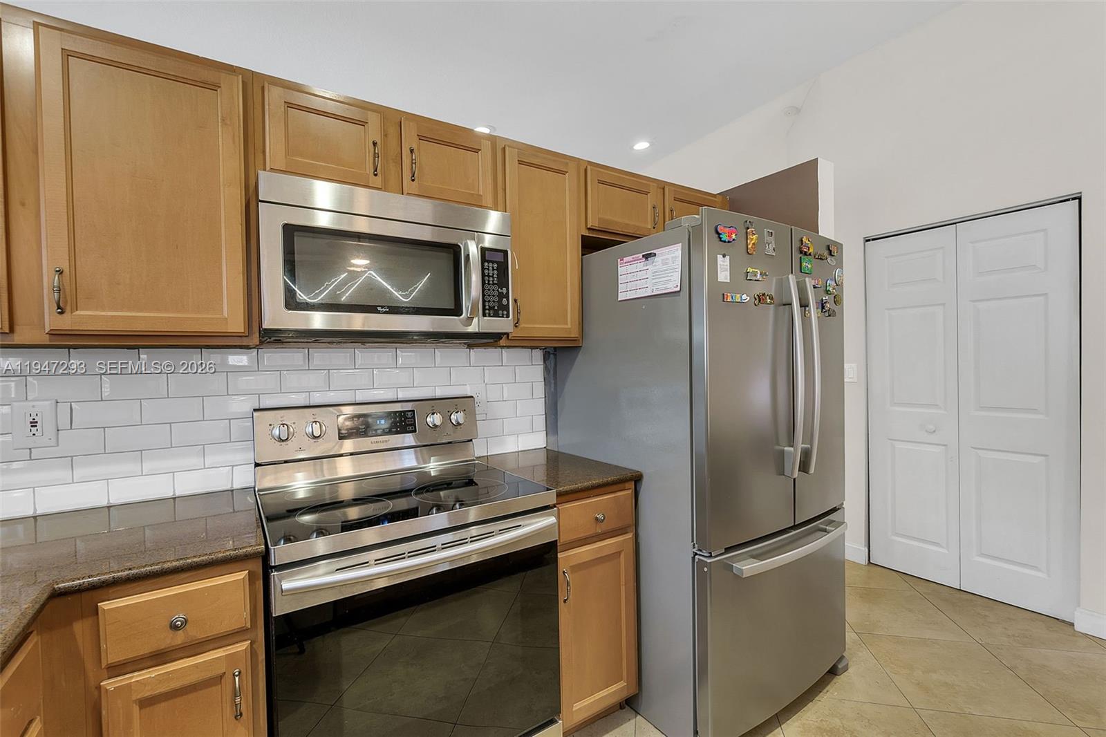 TURTLE RUN AT LAKES OF PA - Residential