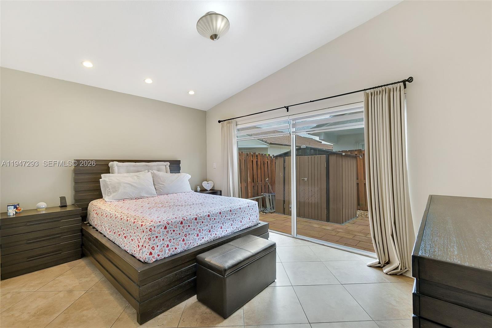 TURTLE RUN AT LAKES OF PA - Residential